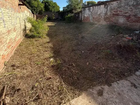 Terreno en Venta en Villa Los Lirios, USD 35.000
