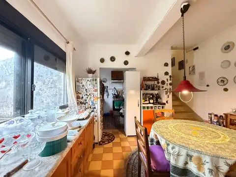 Casa 5 ambientes con 2 baños