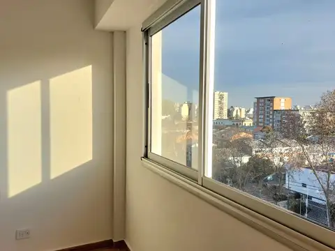 Departamento en Venta en Villa General Mitre, USD 157.000