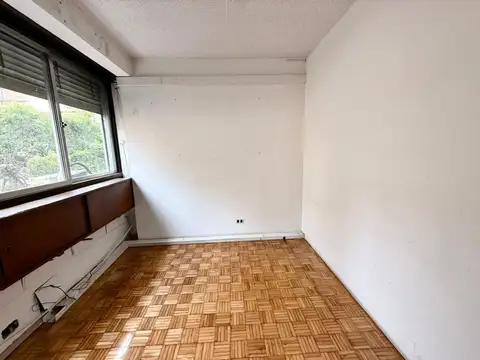 VENTA OFICINA EN MONSERRAT 2 BAÑOS PROPIOS