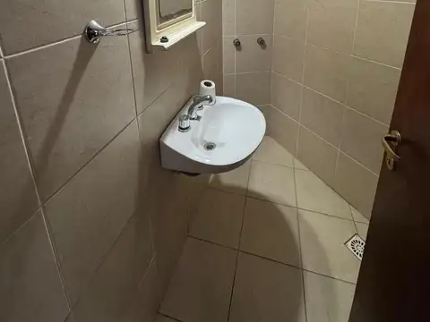 Depto Tipo Casa 4 ambientes con 1 baño