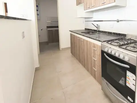 DEPARTAMENTO DE DOS AMBIENTES  CON BALCON AL CONTRAFRENTE