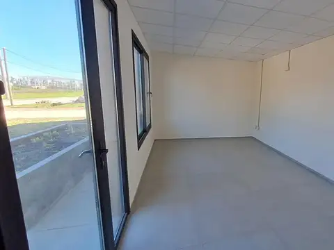 Galpon a Estrenar dentro del POLO INDUSTRIAL GRAL RODRIGUEZ