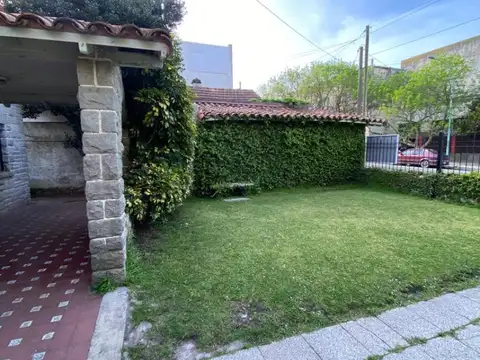 Casa en Venta en Parque Luro, USD 175.000