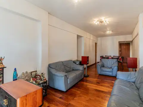 Departamento 4 ambientes con 2 baños