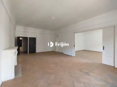 Departamento en Venta de 4 dormitorios