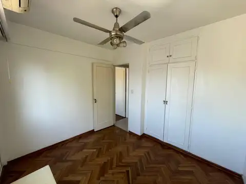 Depto Tipo Casa en Alquiler 40 años