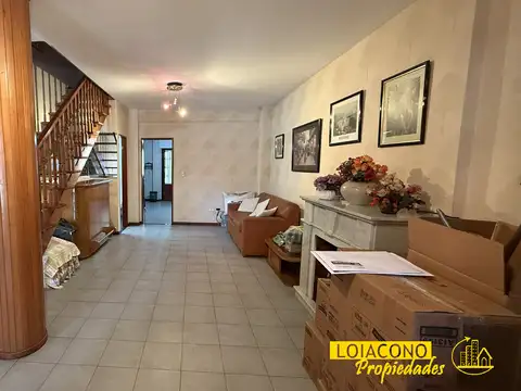 Depto Tipo Casa 4 ambientes con 1 baño
