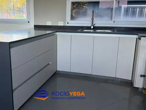 Casa a la venta en Barrio Privado Astorga,La Reja