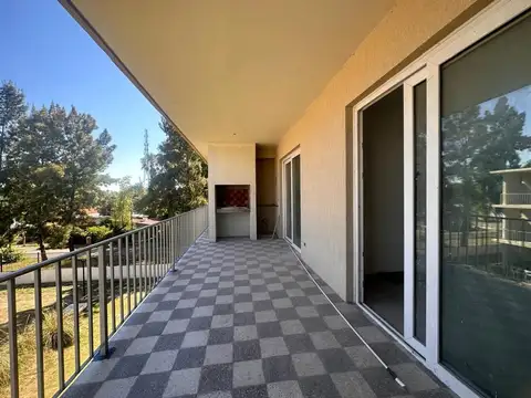 DEPARTAMENTO  CON TERRAZA PROPIA PILAR FINANCIADO