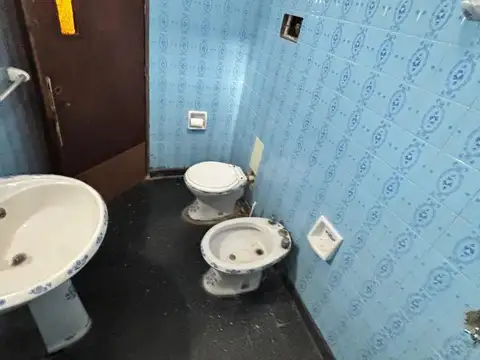 Hermosa casa de esquina en alquiler!