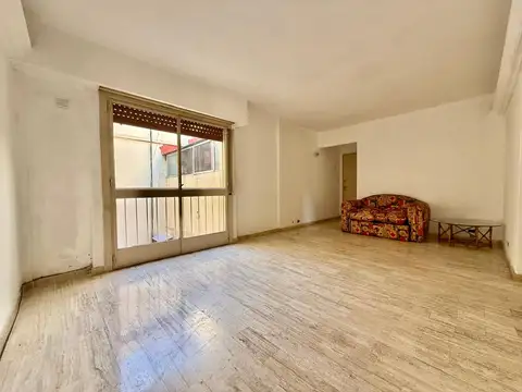 Coronel Ramón Lorenzo Falcón 6600, Piso 7