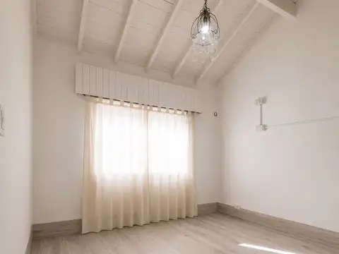 Depto Tipo Casa en Venta 25 años