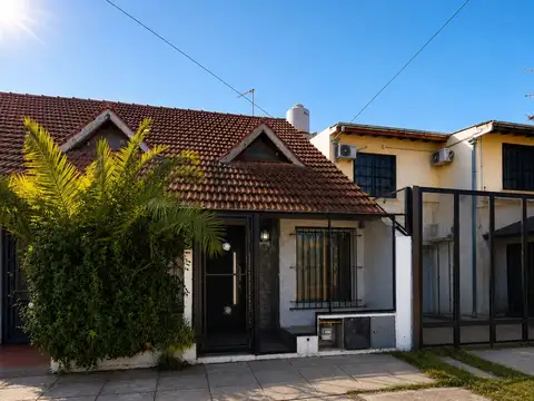 Depto Tipo Casa en Venta de 2 dormitorios