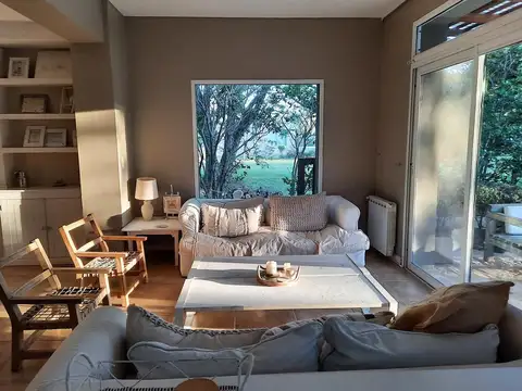 Casa en Venta con 6 cocheras