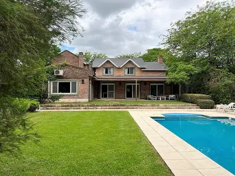 Casa en Venta de 5 dormitorios
