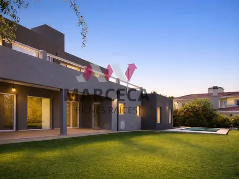 CASA EN VENTA EN COMAHUE GOLF CLUB