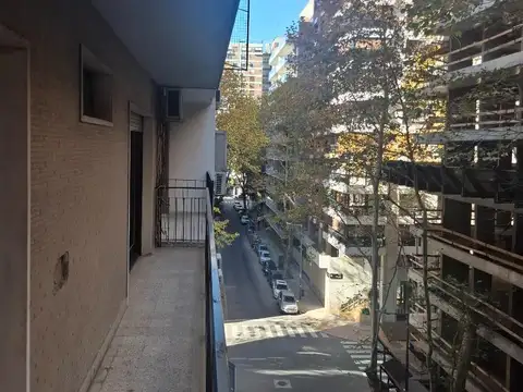 5 Ambientes en la mejor zona de Bs As  