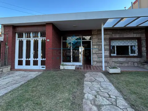 Julio a Roca 583