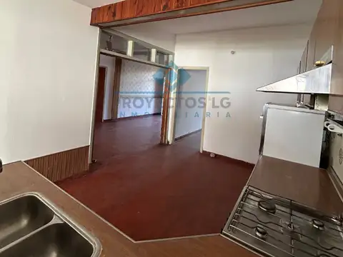 Julio a Roca 583