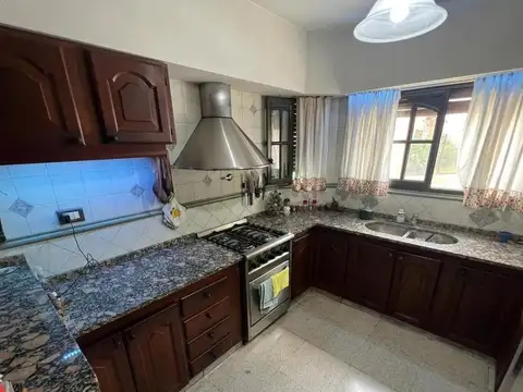 Casa en venta 4 ambientes Barrio Maritimo Hudson