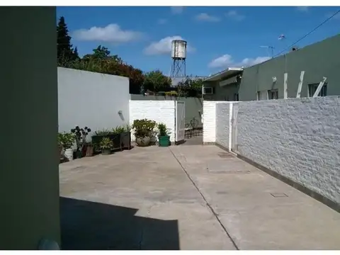 Depto Tipo Casa en Venta de 2 ambientes