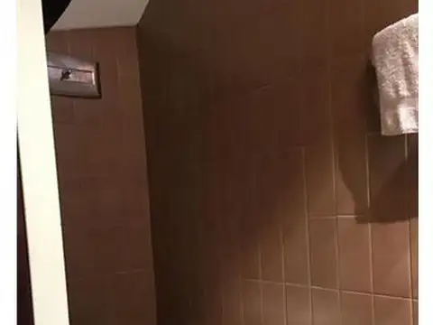 Depto Tipo Casa en Venta en Lomas De Zamora, USD 125.000