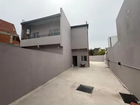 Departamento en Alquiler en Villa Lynch, $ 750.000