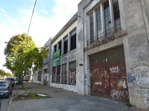 Galpon en Venta en La Plata