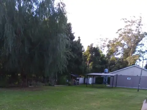 Casa 5 ambientes con 3 baños