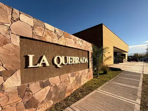 Bº La Quebrada. Calle Araoz - Ruta 100