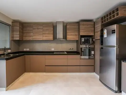 Moreno 281 Piso 1 - VENTA Departamento  3 Dormitorios con Cochera