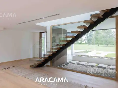 Casa en Venta 1 año