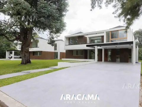Casa en Venta en Saint Thomas Este