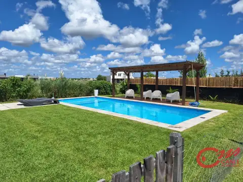 Casa en venta  San Sebastián. Escritura