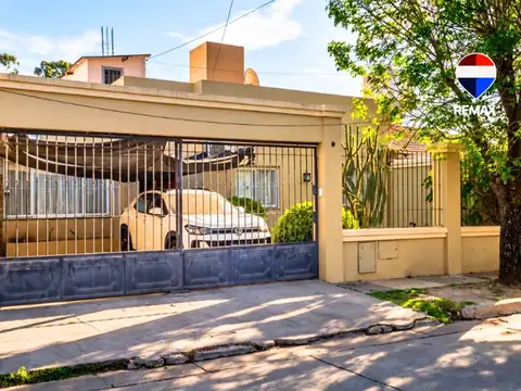 Zona Norte. Dr. Catalano. Mza C. Casa 100