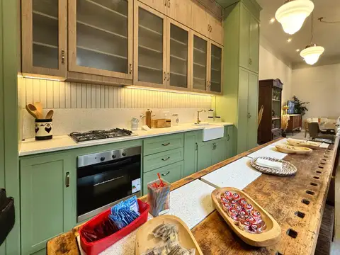 VENTA - Casa 3 Dormitorios, a estrenar con parrillero, patio y pileta en Rosario