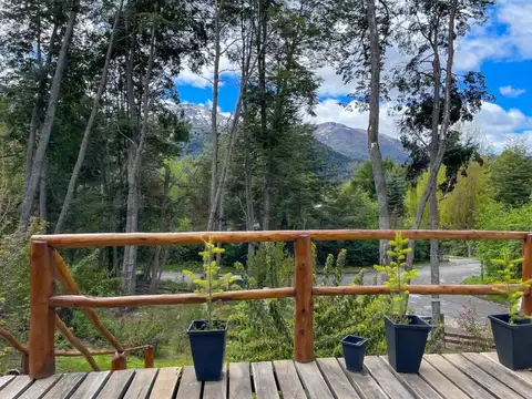 Casa 4 ambientes con 2 baños