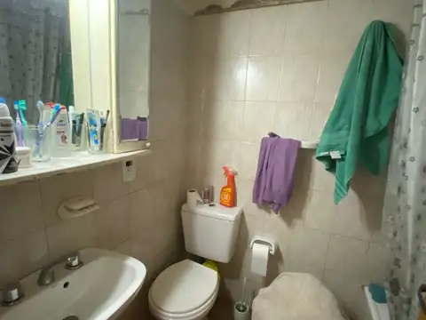 TRIPLEX DE 4 AMBIENTES EN VENTA - VILLA LUZURIAGA