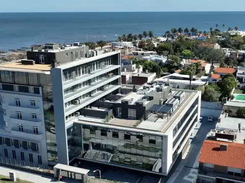 Alquiler de Oficinas Clase A en Carrasco