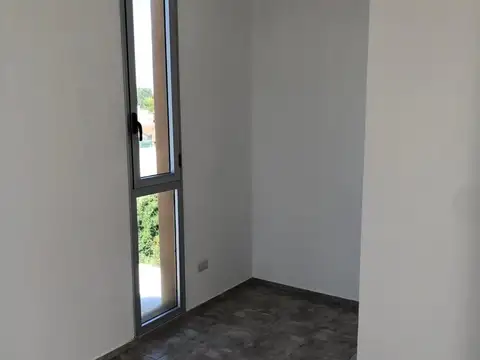 Depto Tipo Casa en Venta en Berazategui, USD 65.000