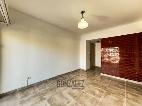 Departamento en Alquiler en Mataderos, $ 700.000