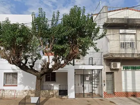 VENTA COMPLEJO DE 4 DEPARTAMENTOS- BELLA VISTA