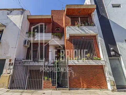 Hermosa casa 4 amb + Jardín + Garaje