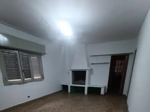 Casa en alquiler Paso del Rey (Moreno)