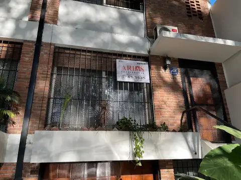 Corrientes 1054