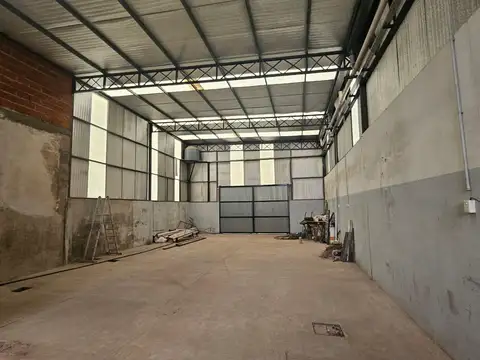 Venta Galpón de 504 m2 en Hurlingham
