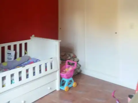 Casa en venta 4 ambientes barrio Bello horizonte
