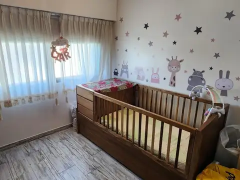 Venta Departamento 4 amb - Fcio. Varela