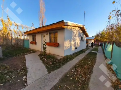 Casa 3 ambientes con 1 baño